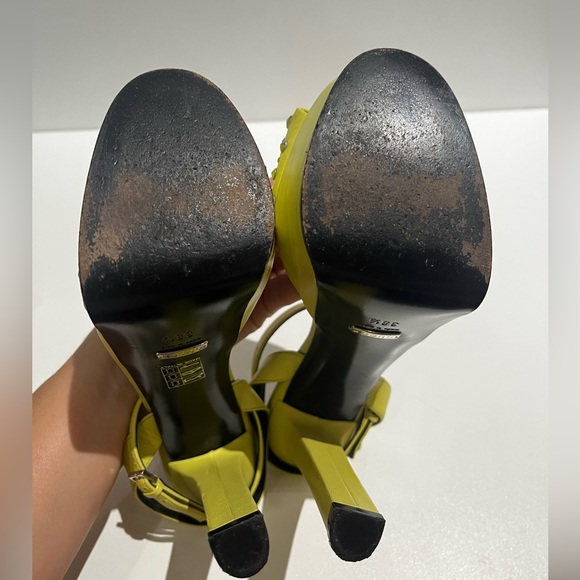 Gucci high heels with platforms. - Picture 6 of 6